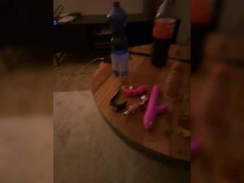 AdellCros webcam model stream image