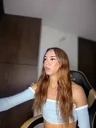 Nikol_Rang__ webcam stripchat model stream image