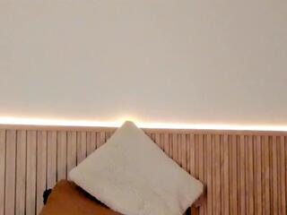 Alisson Bonnet webcam flirt4free model stream image