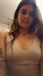 carolhot2 webcam model stream image