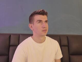 Mikael Slow webcam model stream image