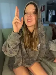 molly_witha_chance webcam model stream image