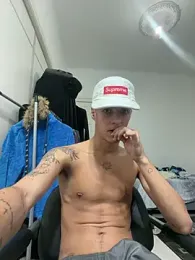 Rikeecar webcam stripchat model stream image