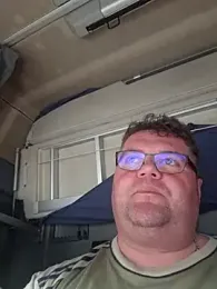 Tataurs webcam model stream image