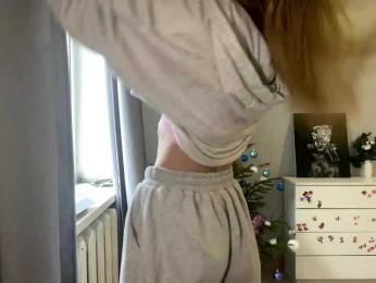 PinkPetal webcam model stream image