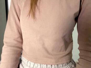 PinkPetal webcam model stream image