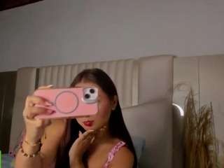 queenn-angelique webcam model stream image