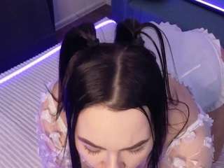 blowoow webcam model stream image