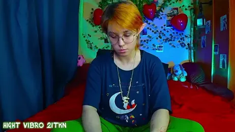 TrickyKitsune webcam stripchat model stream image