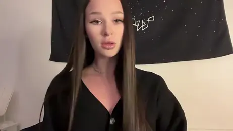 ur_molly webcam model stream image