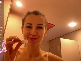 crystallana webcam camsoda model stream image