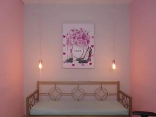 Adri Gomez webcam model stream image