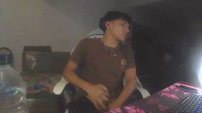 Kettitta webcam cam4 model stream image