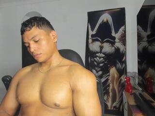 Karl Mendez webcam model stream image