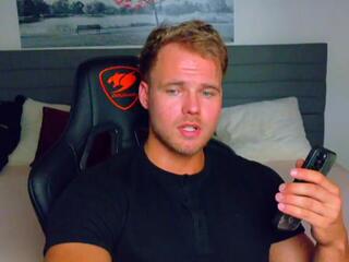 Robin Rieff webcam model stream image