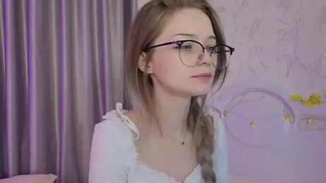 vialeta_baby webcam model stream image