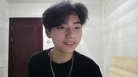 XX-XIUXIU webcam model stream image