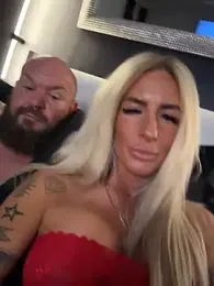 blondiluvsanal webcam model stream image