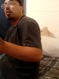 k1oudE webcam model stream image