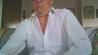 gyordy1 webcam cam4 model stream image