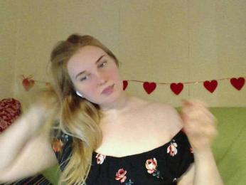 _LILKA_ webcam model stream image