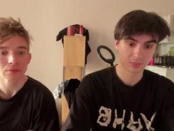 stralght_twinks webcam chaturbate model stream image