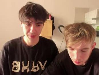 stralght_twinks webcam chaturbate model stream image