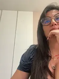 SWEETLILY18 webcam model stream image