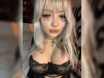 xlunami webcam bongacams model stream image