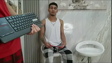 HORNY_PRETTY webcam model stream image