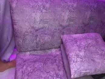 sara_and_lion webcam chaturbate model stream image