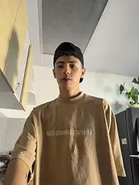 SebastianReed_ webcam model stream image