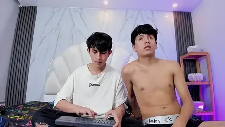 hoot_booys_ webcam model stream image