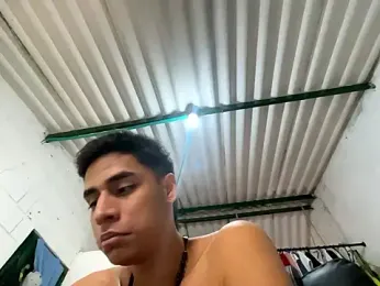 Max_TheHorseDick webcam model stream image