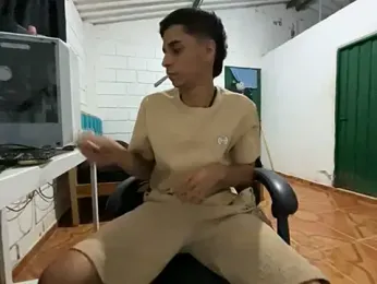 Max_TheHorseDick webcam model stream image