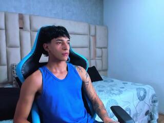 Croy Myers webcam model stream image