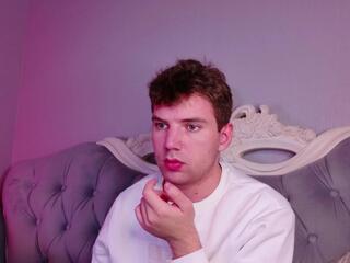 Arthur Andrews webcam model stream image