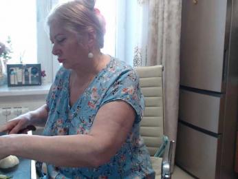 MonaMonako webcam model stream image