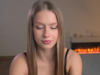 ella_twinkle webcam chaturbate model stream image