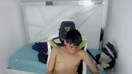 Liarr_ webcam model stream image