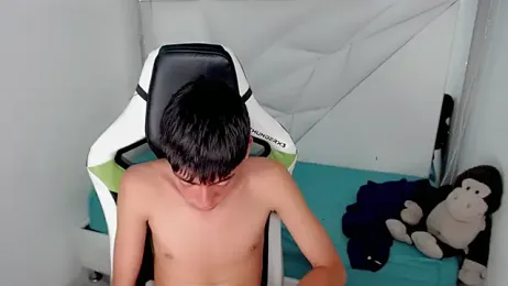 Liarr_ webcam model stream image