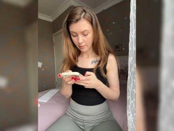 KristinaMoonx webcam bongacams model stream image