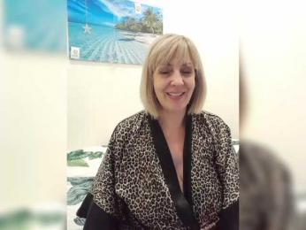 mery8poppins webcam bongacams model stream image