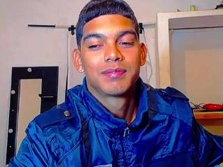 themykeone webcam camsoda model stream image