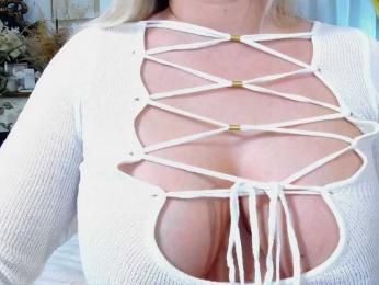 Malvvina webcam model stream image