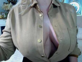 Malvvina webcam model stream image