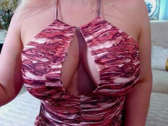 Malvvina webcam model stream image