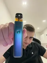 WARDEN_w webcam model stream image