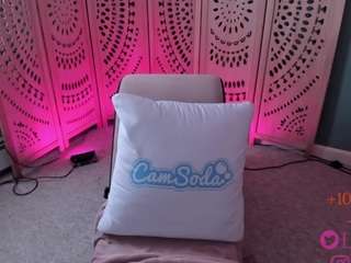 lila-ellis webcam model stream image