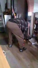 nakedworkbear2 webcam model stream image